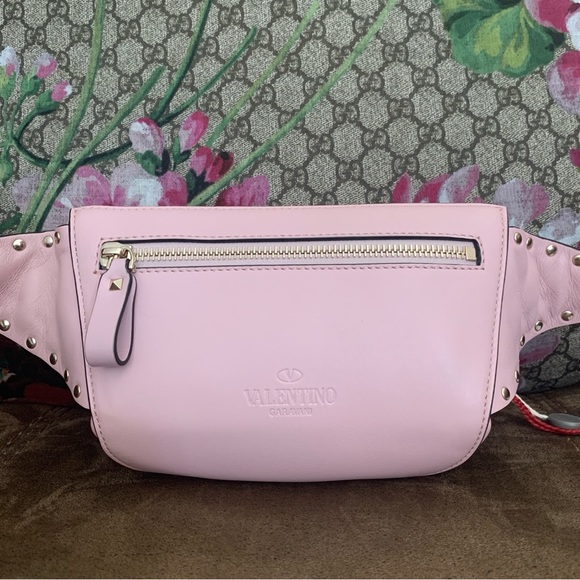 Valentino Rockstud Spike Quilted Leather Beltbag - Picture 4 of 16